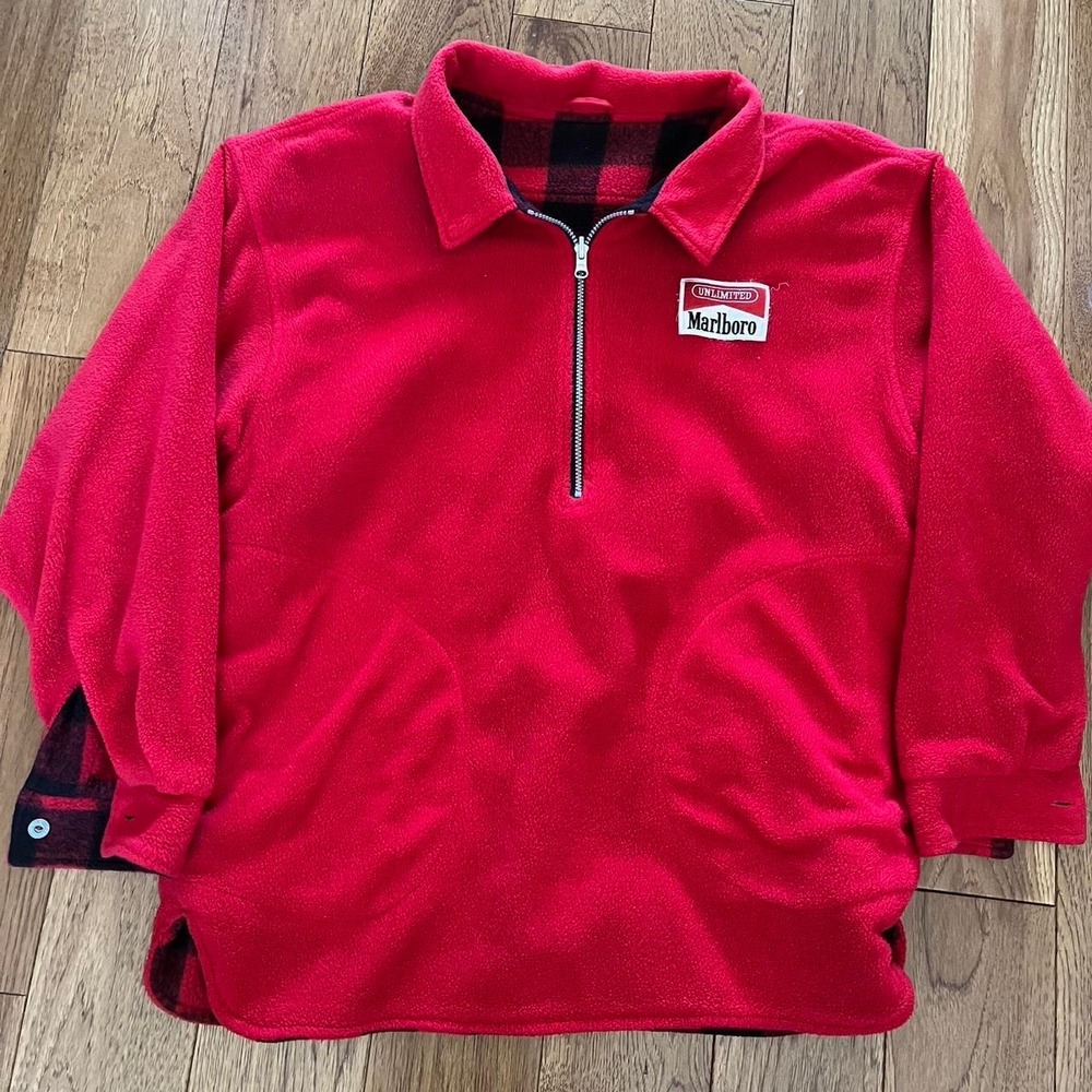 1990s Reversible Marlboro Adventure Fleece size XL